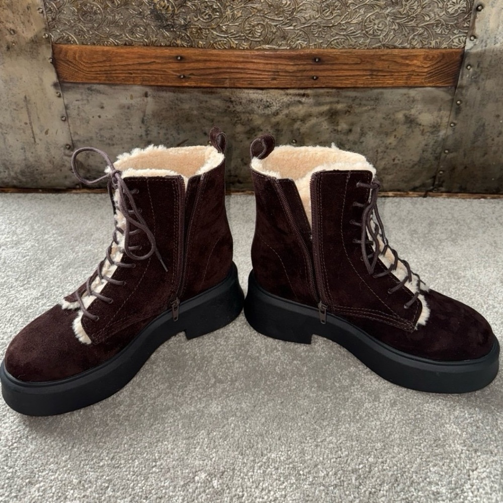 NWOB Steve Madden Jazmin Faux Fur-lined Suede Lace-Up Side Zip Combat Boot in 6 - Picture 7 of 11